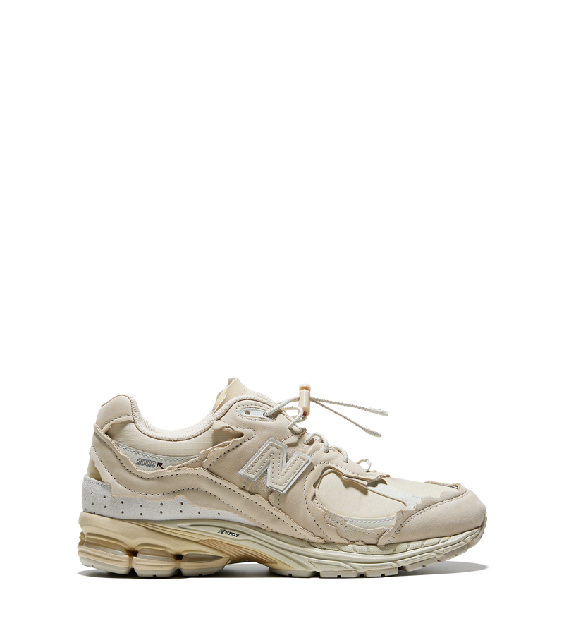 2002R Sneakers Sandstone - 7.5