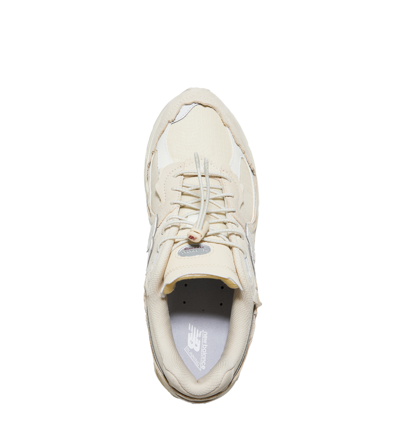2002R Sneakers Sandstone - 7.5