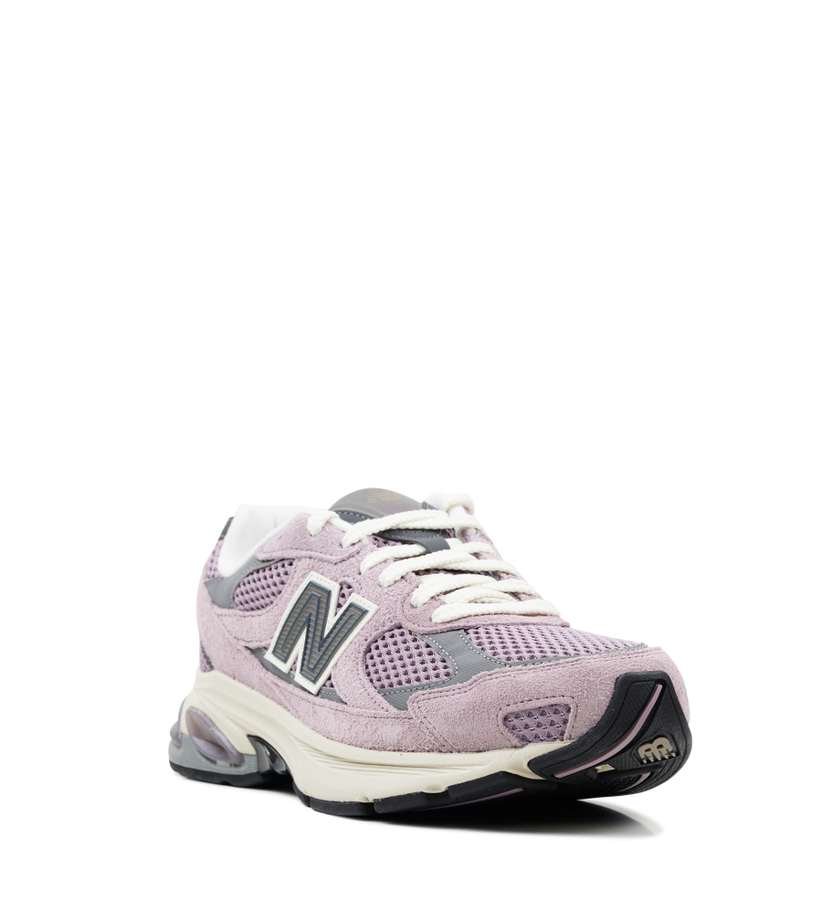 New Balance 2010 Sneakers in Ice Wine with Castlerock