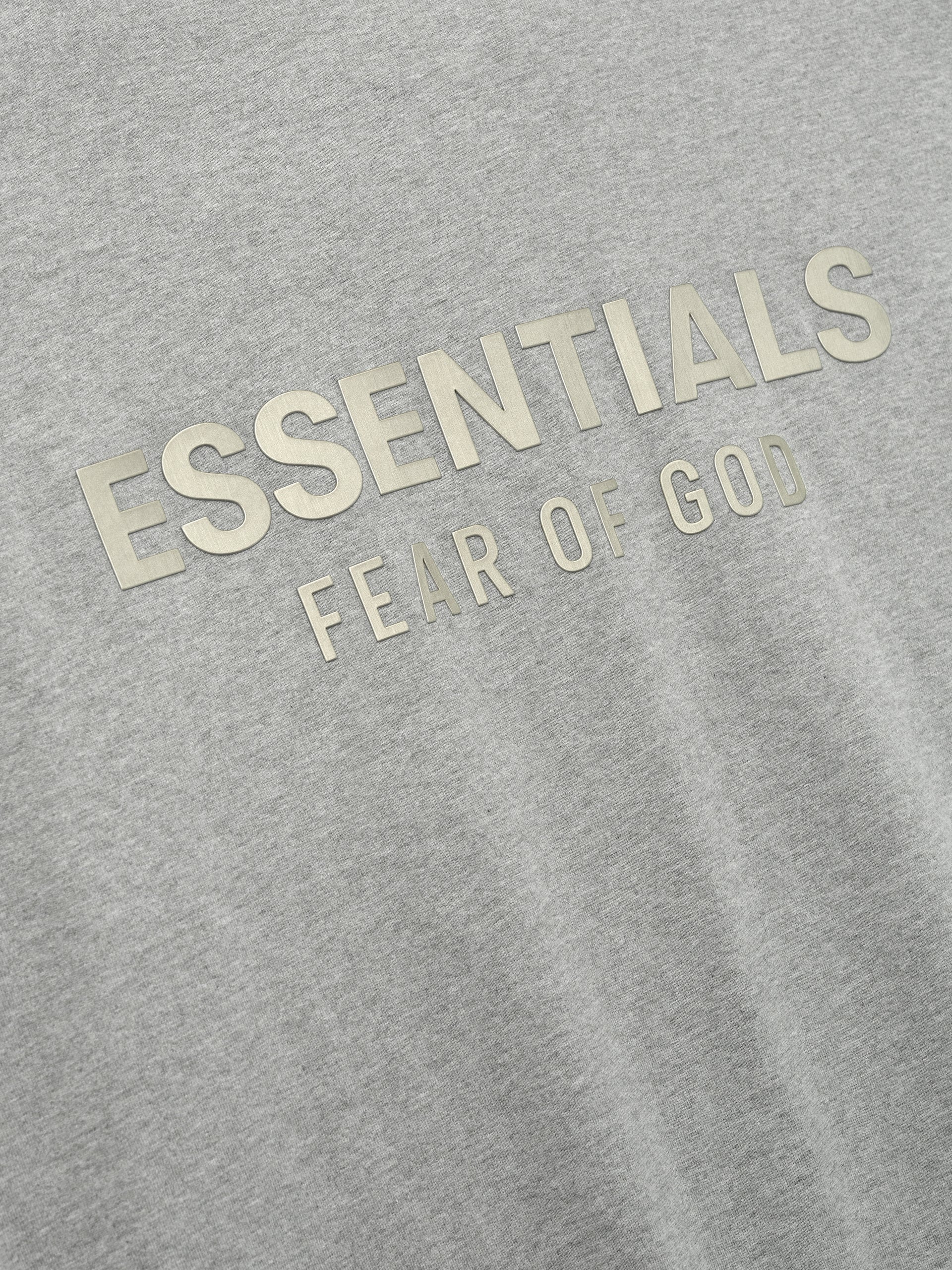 Fear of God ESSENTIALS Classic Tee in Concrete Heather