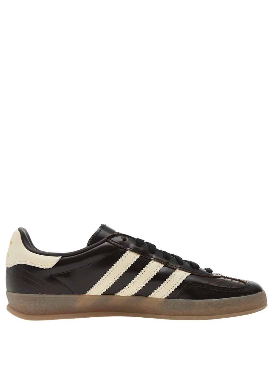 Adidas Gazelle Indoor in Black