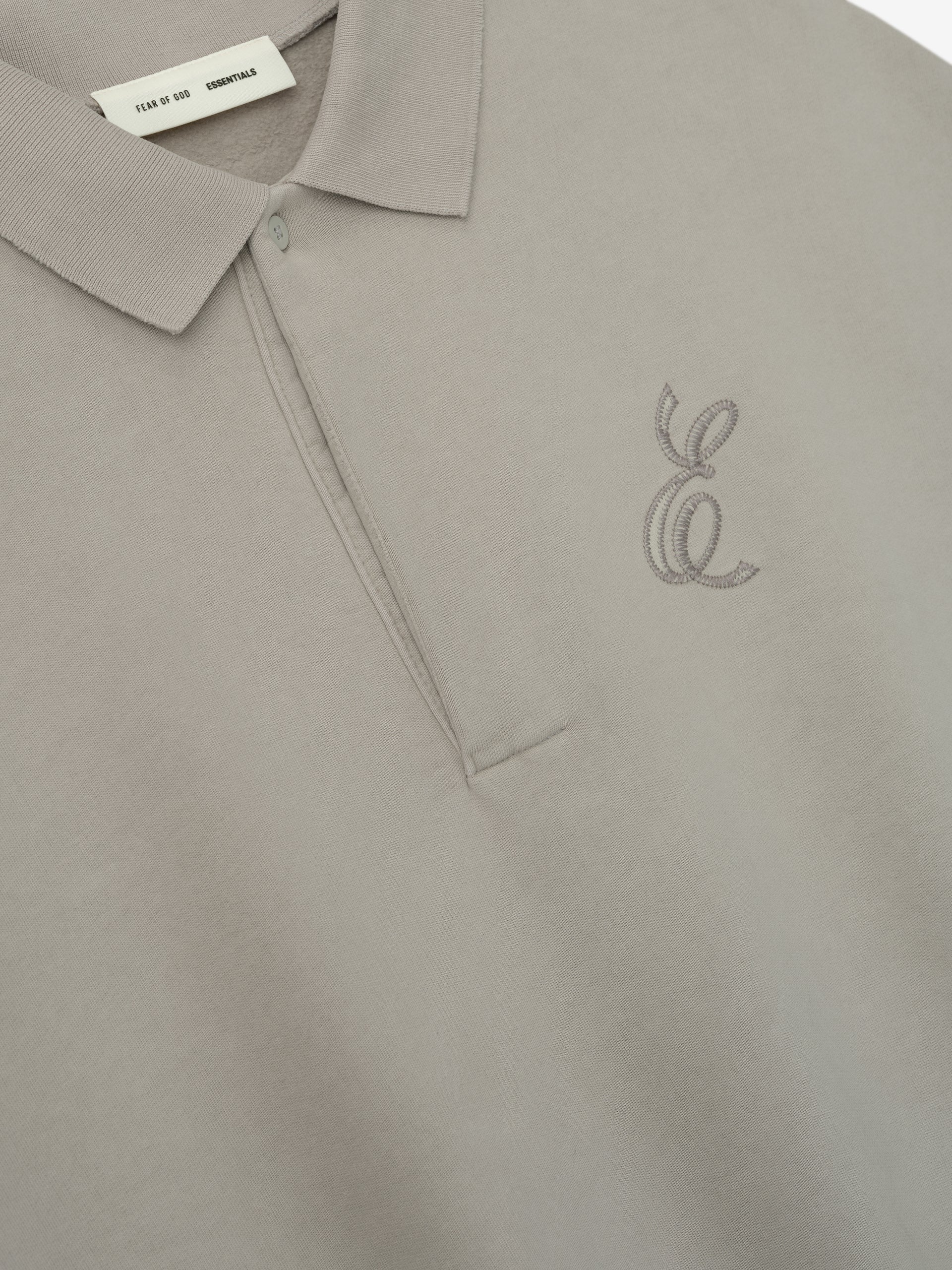 Fear of God Essentials geborduurd klassiek polosweatshirt in rookgrijs