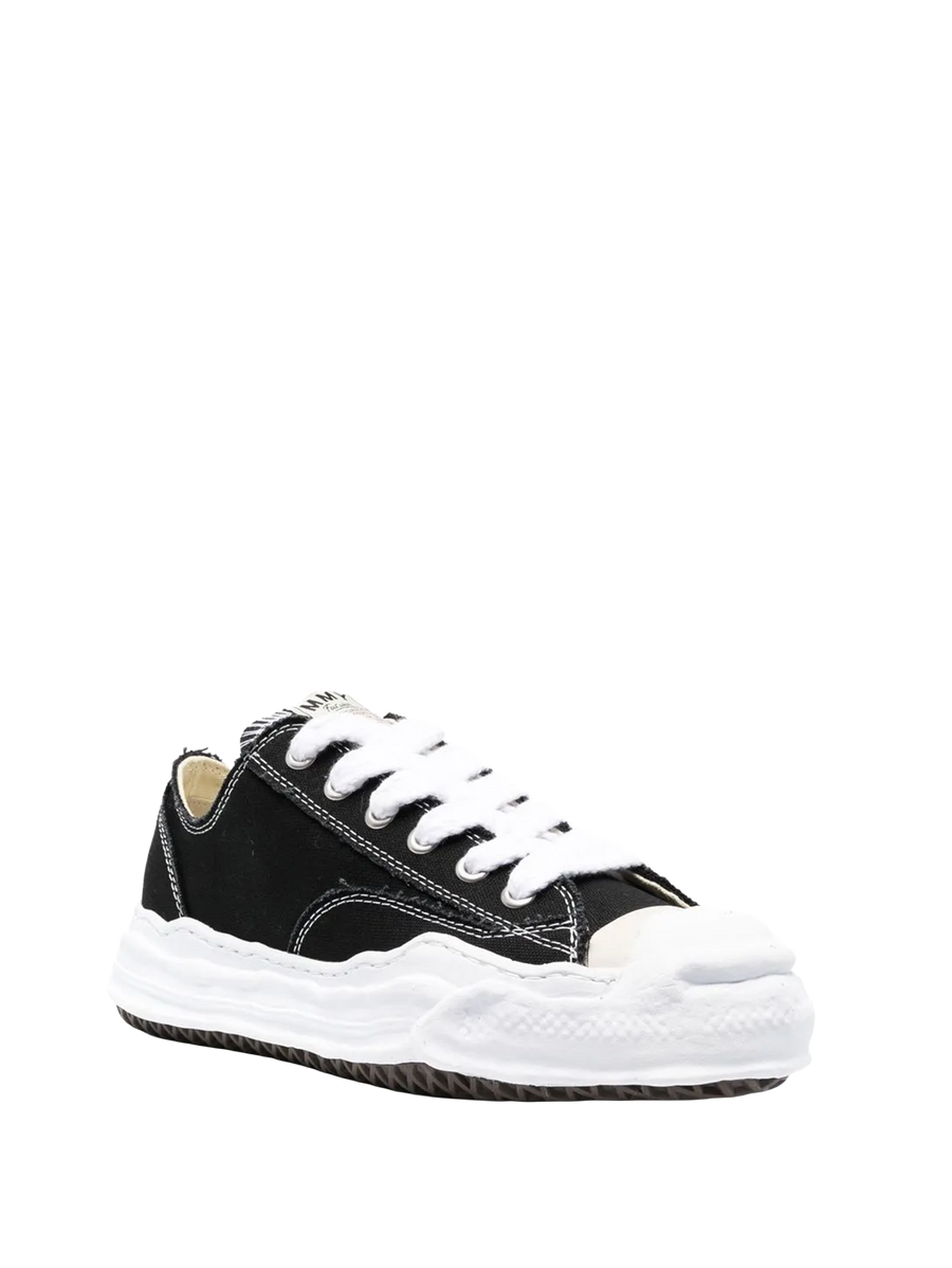 Maison MIHARA YASUHIRO Hank Low-Top Sneakers in Black