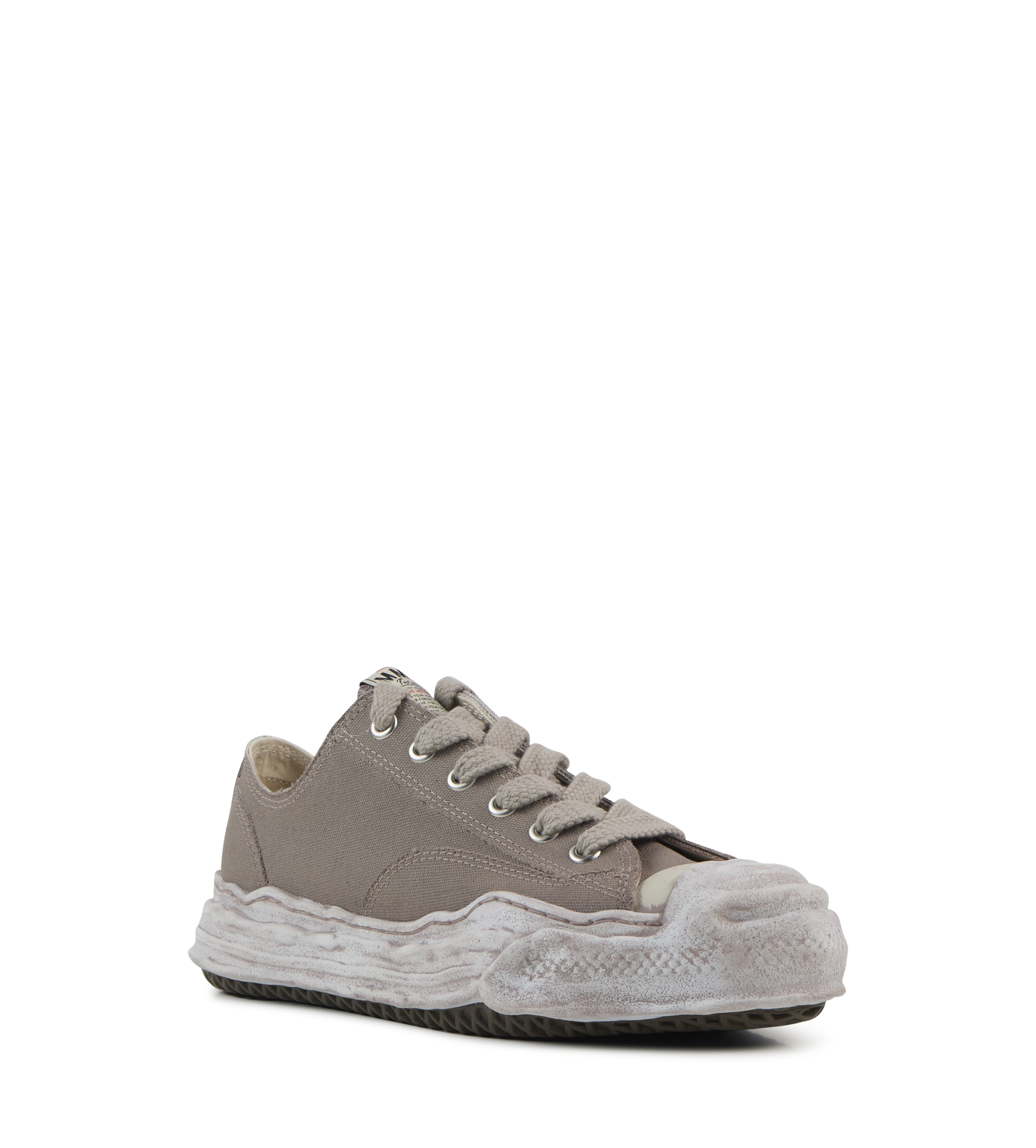Hank Garment Dyed Low Top Sneaker Grey