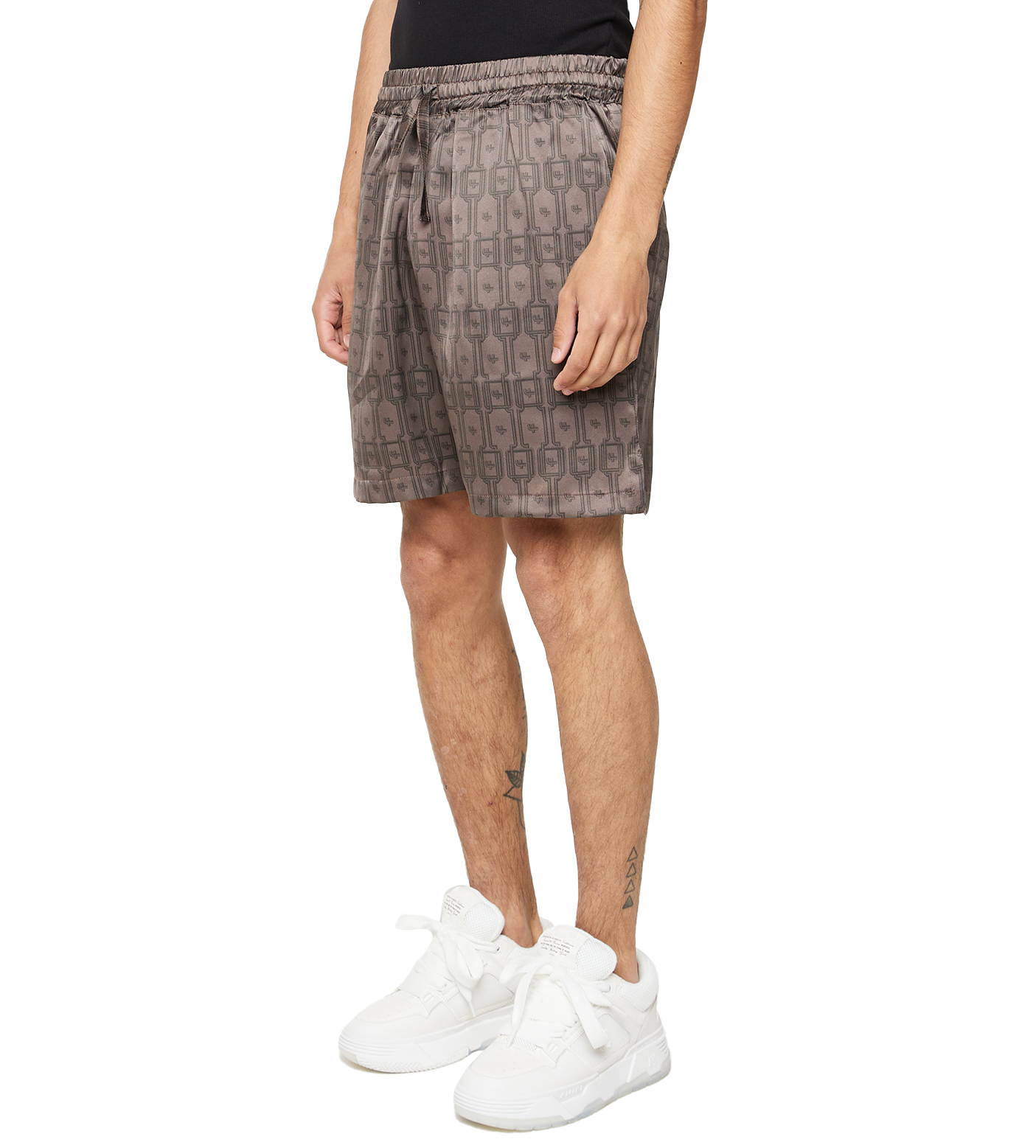 C5 Silk Short Monogram Deep Taupe