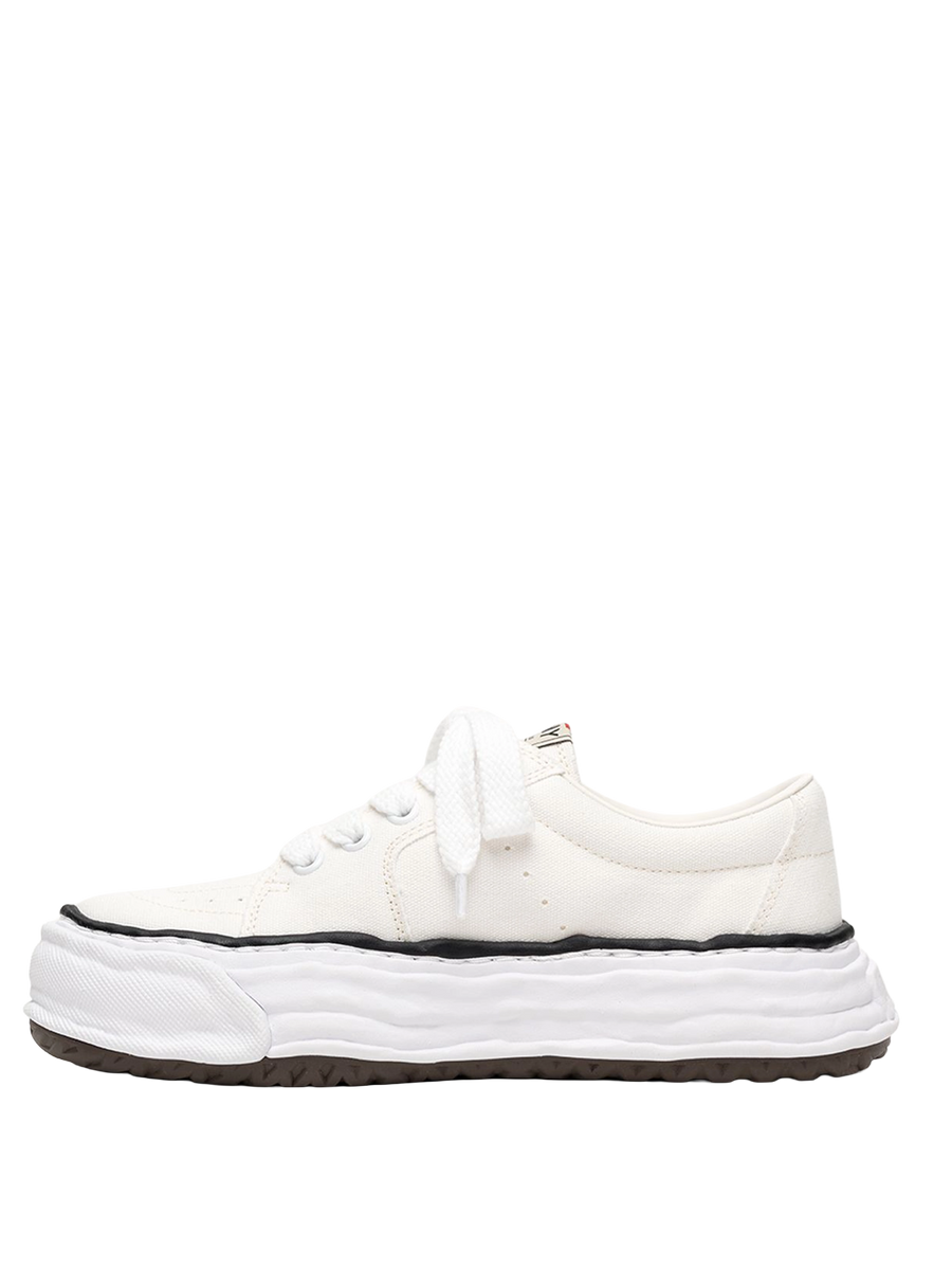 Maison MIHARA YASUHIRO "ERIC" OG Sole Canvas Low-Top Sneaker in White