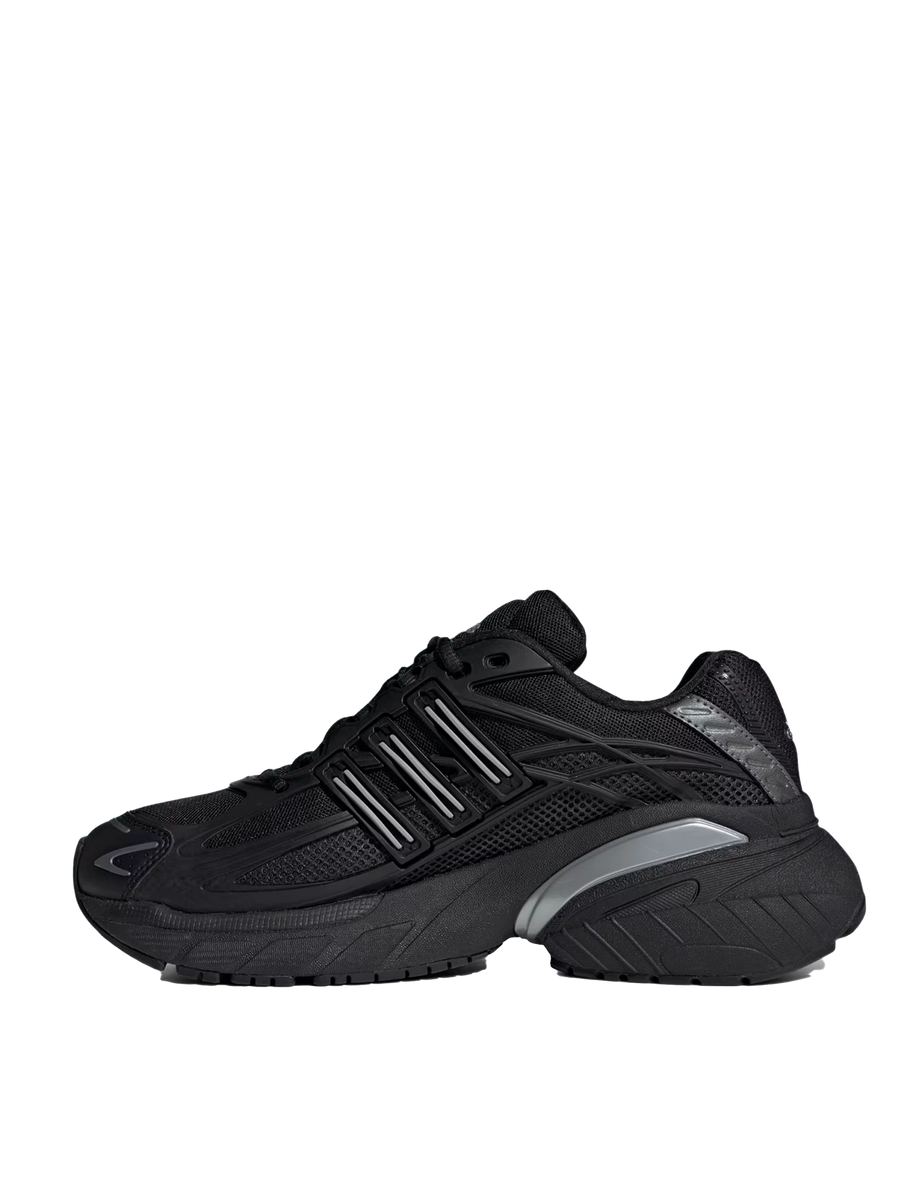 Adidas Adistar XLG 2.0 in Black