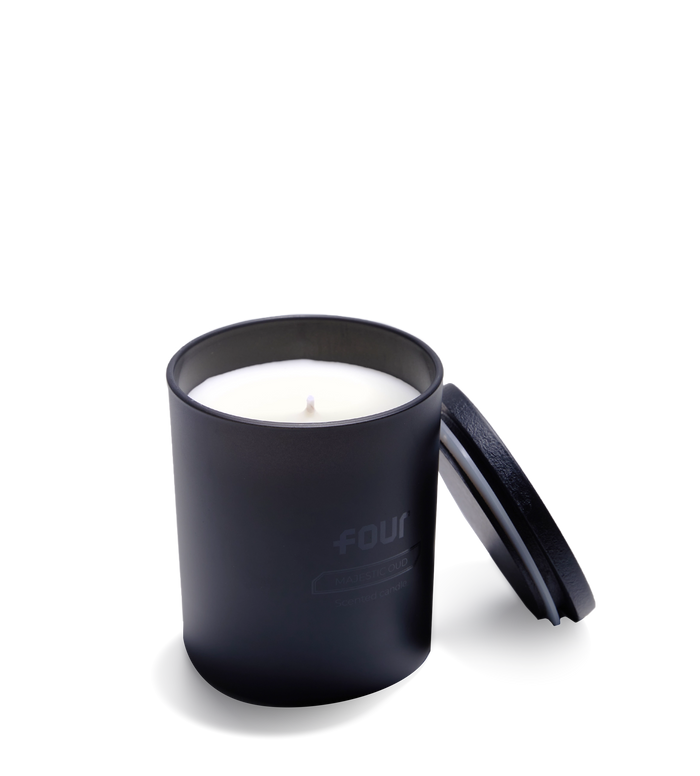 Four Scented Candle Majestic Oud