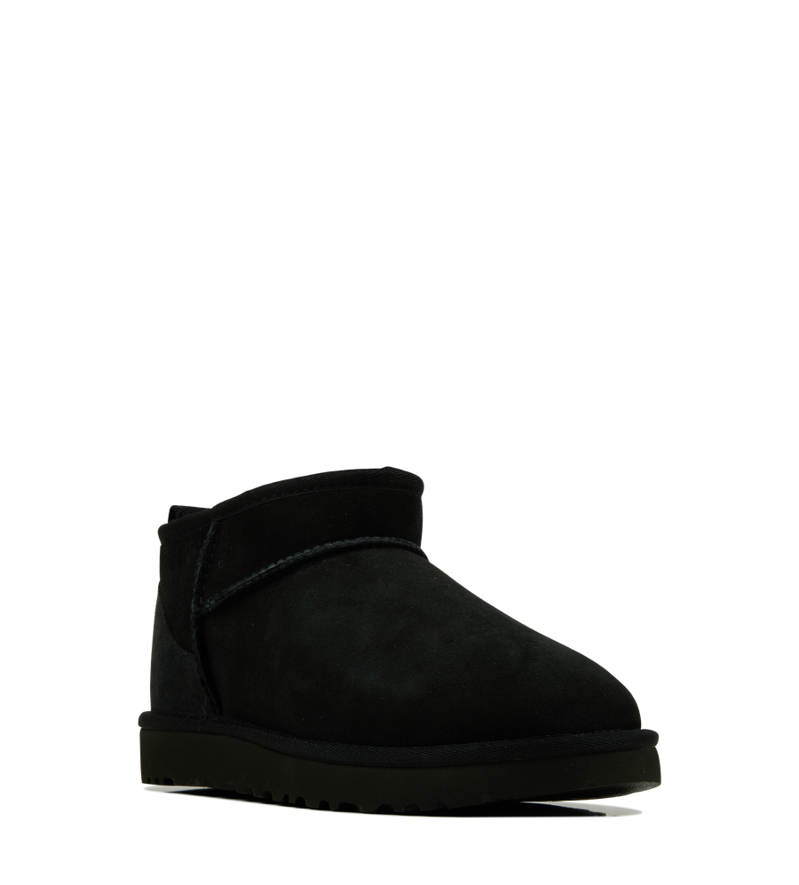 Classic Ultra Mini Low Boot Black