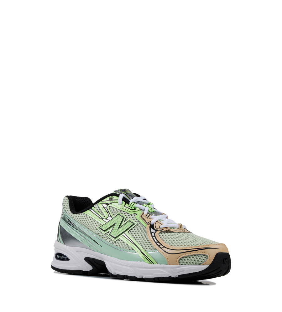 740 Sneakers in Mint Flash / Ash Wood