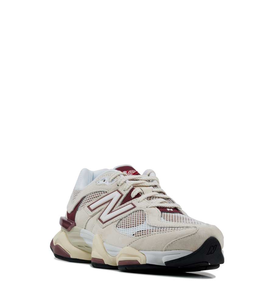 9060 Sneakers in Linen/Monarch Burgundy