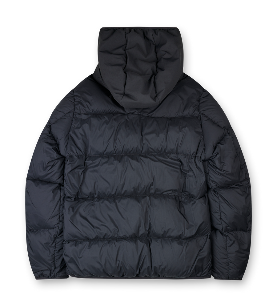 Moncler Forez Hooded Short Down Jacket in Black