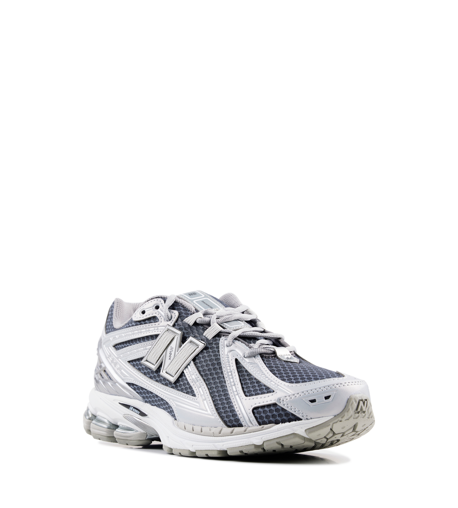 1906R Sneakers in White Castlerock