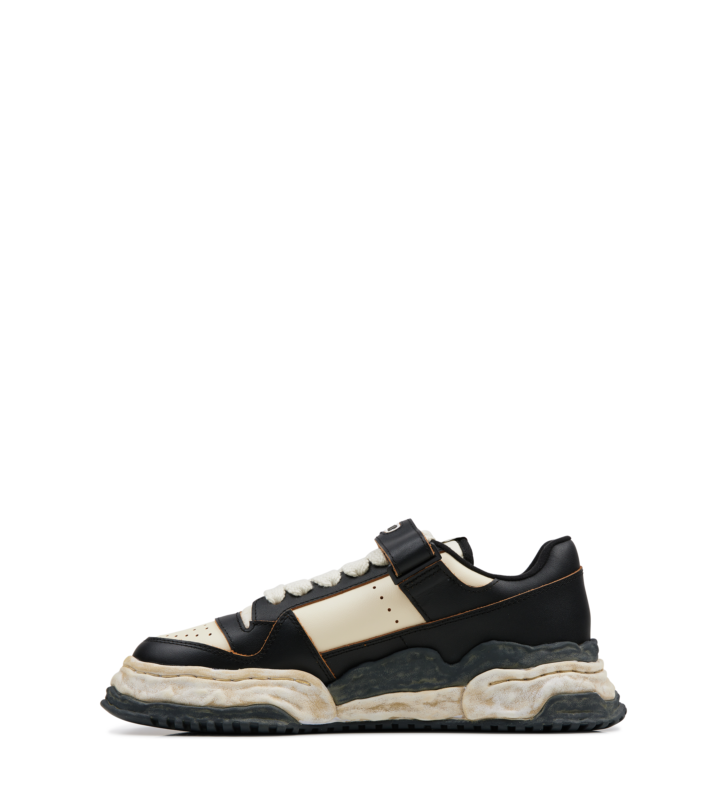 Keith Vintage Leather Low Top Sneaker  Black/White