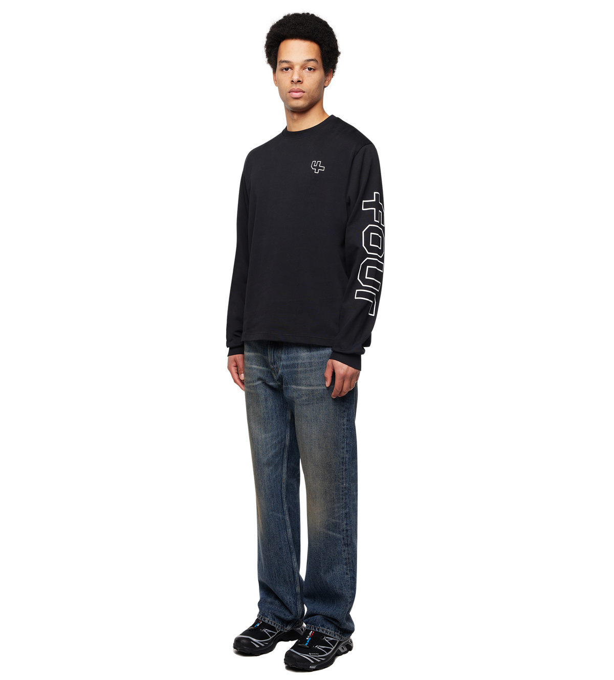 Outline Logo Longsleeve Black