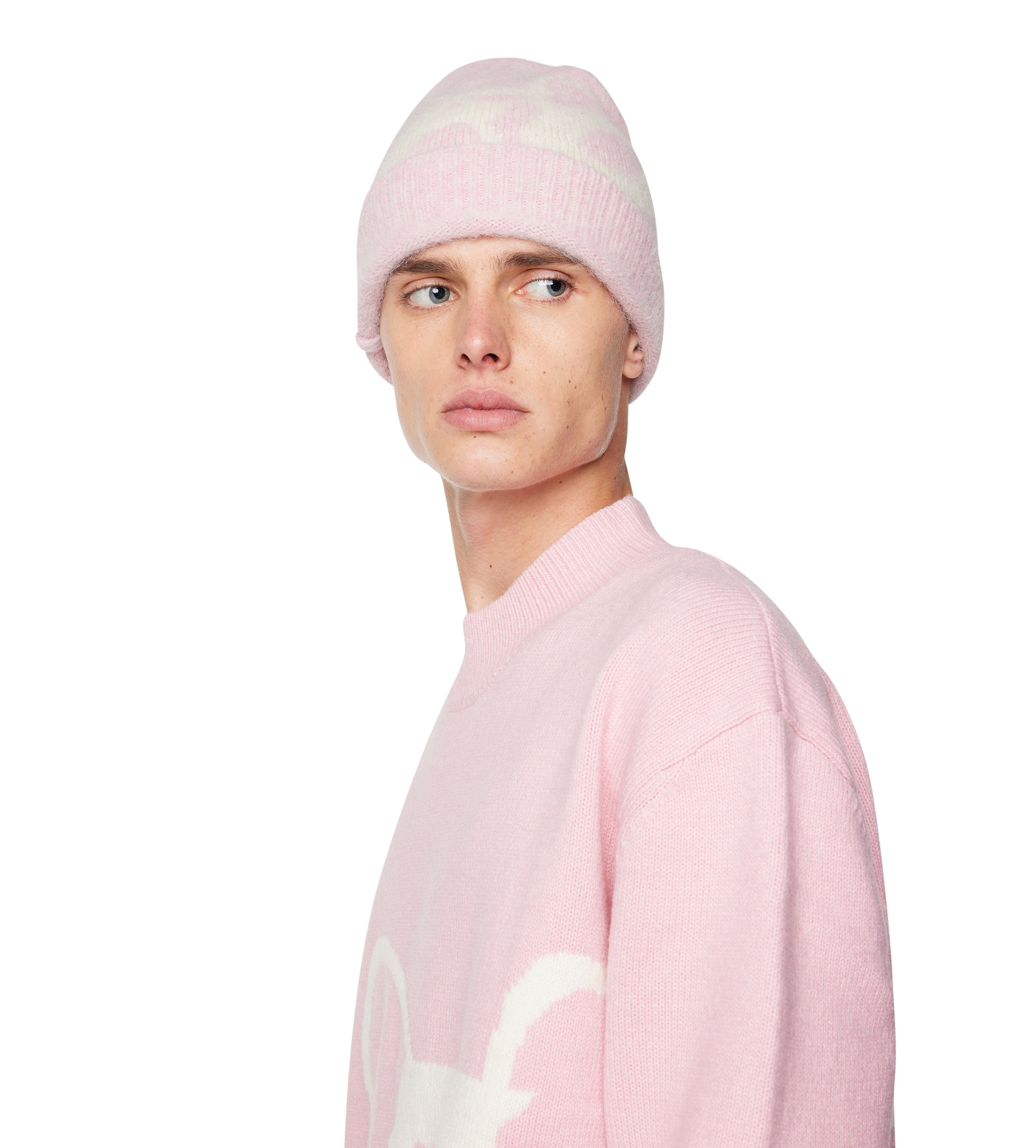 Big Circles Fluffy Beanie Soft Pink