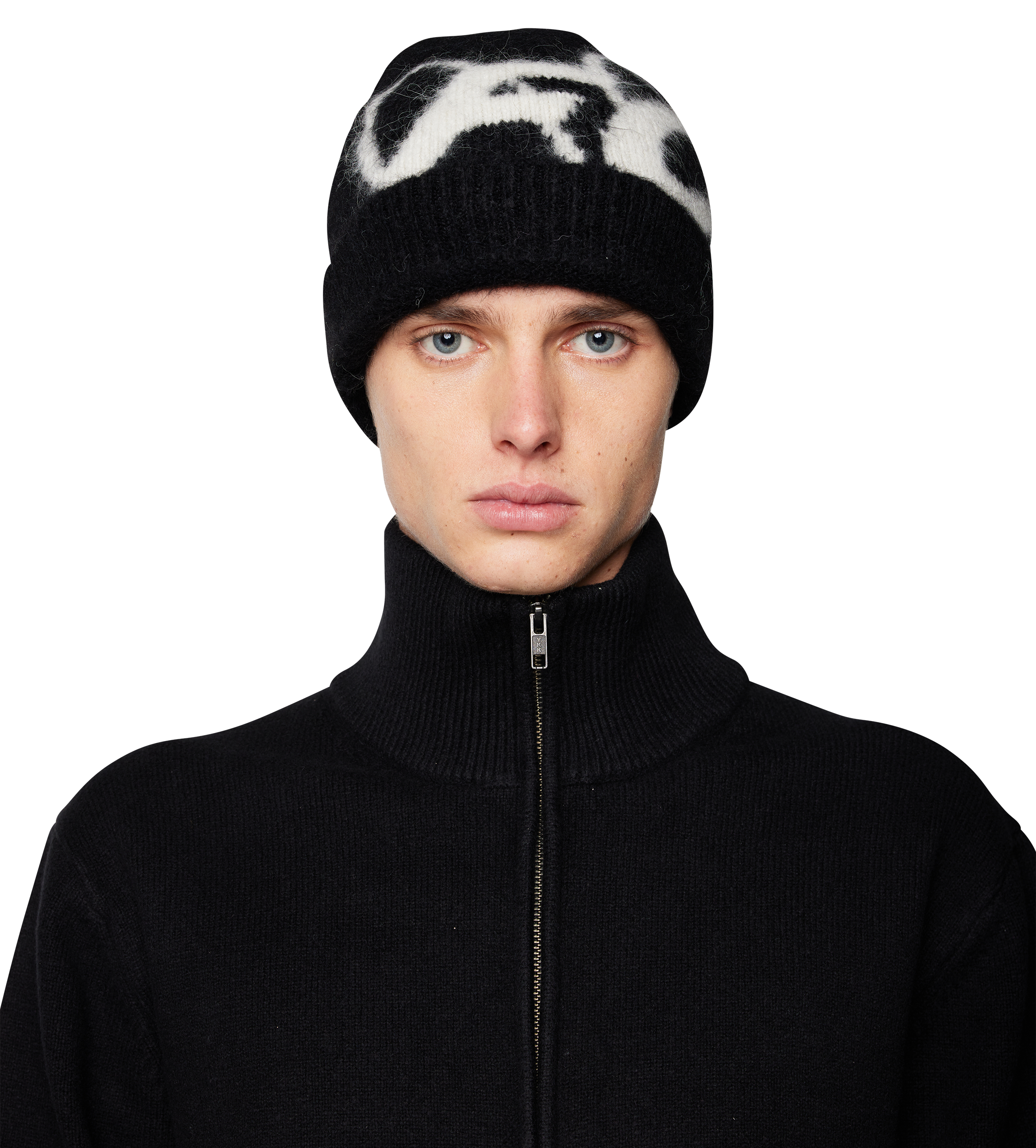 Big Circles Fluffy Beanie Black