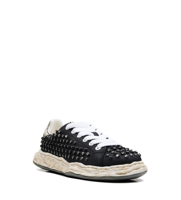 Maison Mihara Yasuhiro CHARLES OG Sole Studded Canvas Low-Top Sneaker in Black