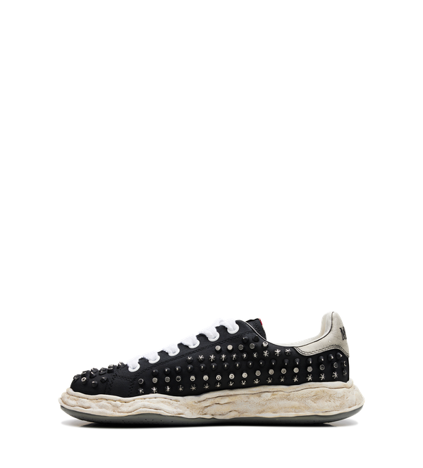 Maison Mihara Yasuhiro CHARLES OG Sole Studded Canvas Low-Top Sneaker in Black