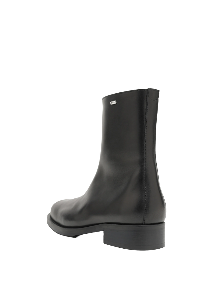 Camion Boot Zwart