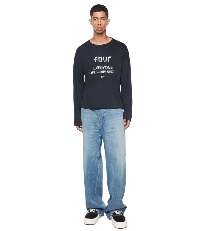 Quote Boxy Longsleeve Black