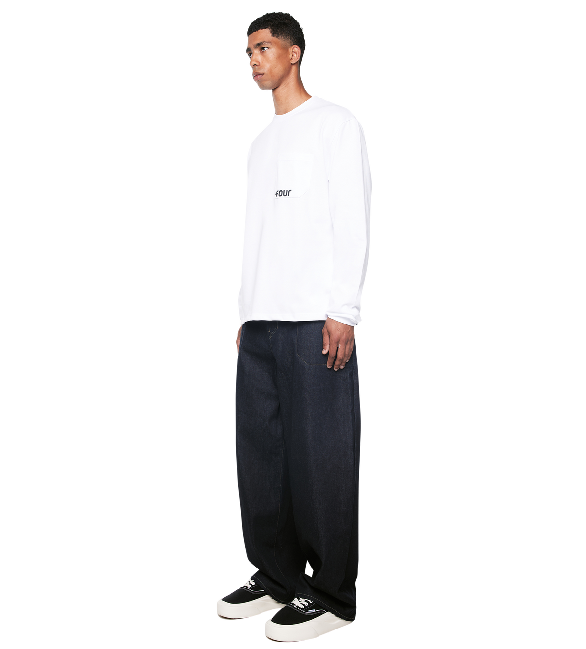 Logo Longsleeve Pocket T-shirt - White