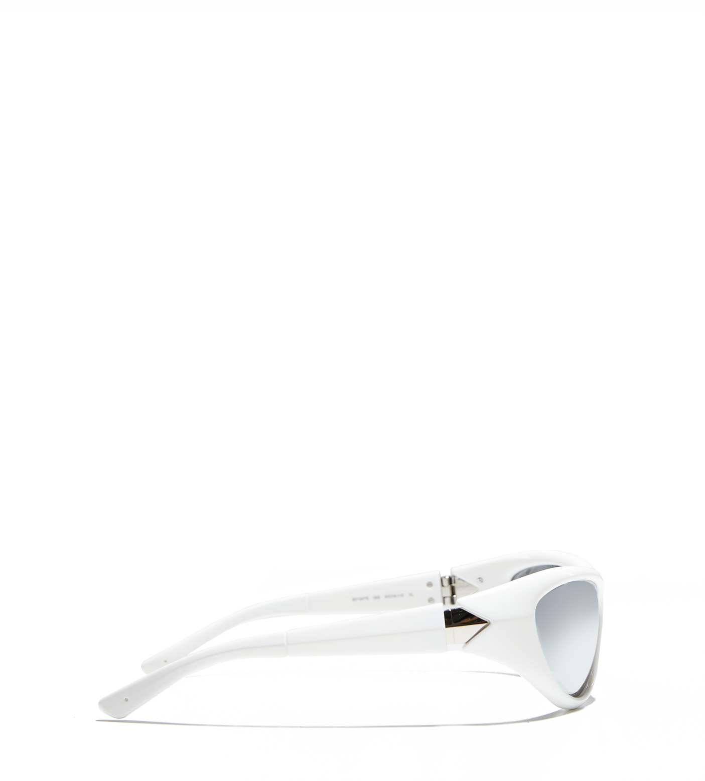 Curve Sporty Cat Eye Sunglasses White