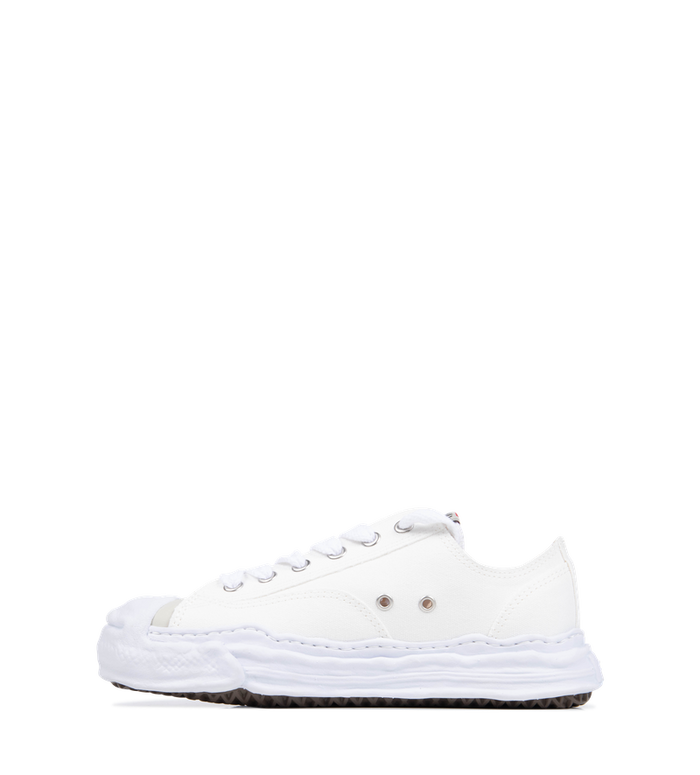 Hank OG Sole Canvas Low-Top Sneaker in White