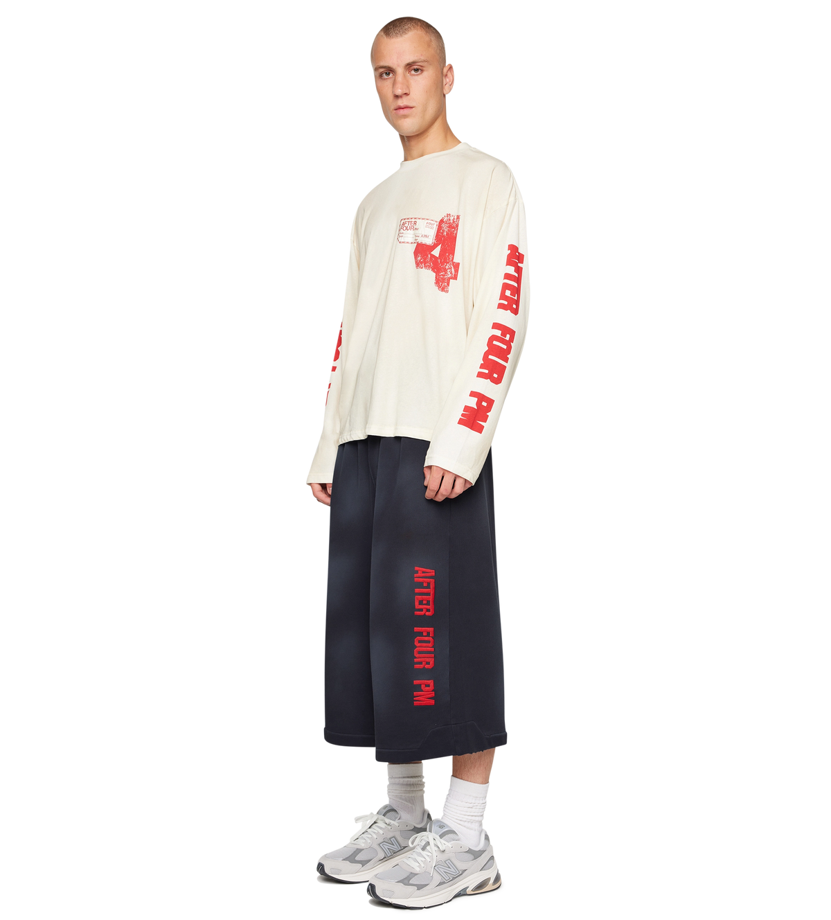 After 4PM Destroyed Boxy Longsleeve Washed Beige