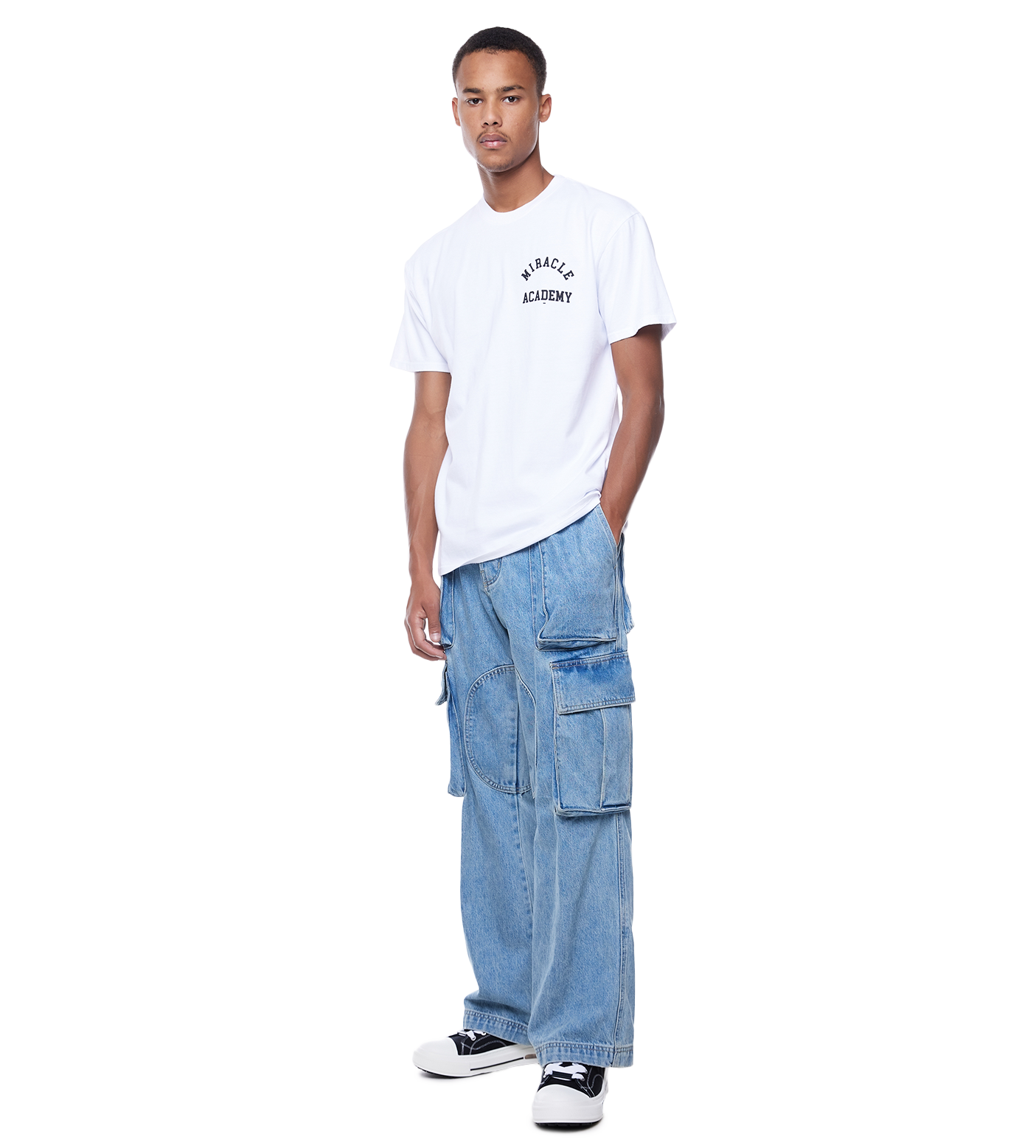 Mid-rise Cargo Jeans Light Wash