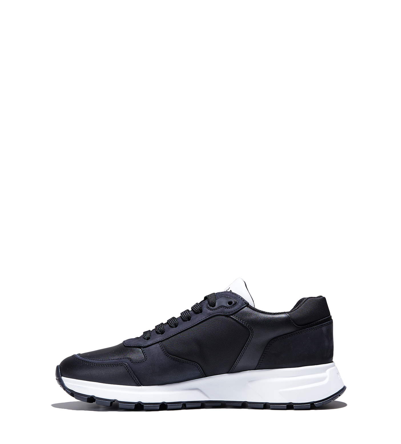 Triangle-logo Sneakers Black