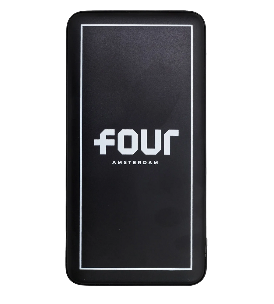 FOUR Powerbank